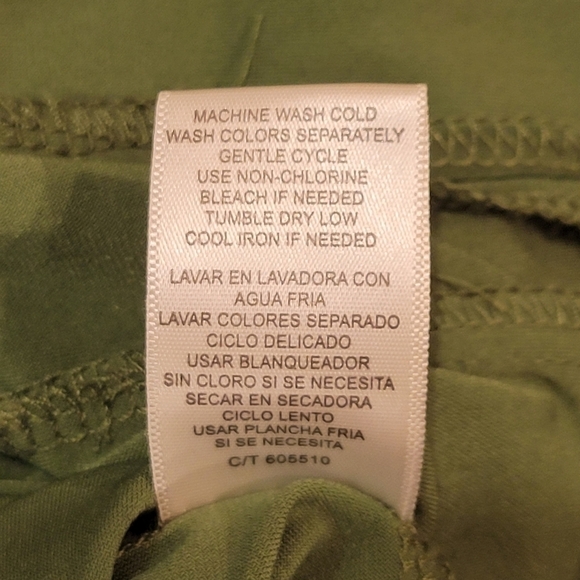 Julian Taylor Women's green pleated cropped 3/4 sleeve jacket size 16W - Picture 6 of 7